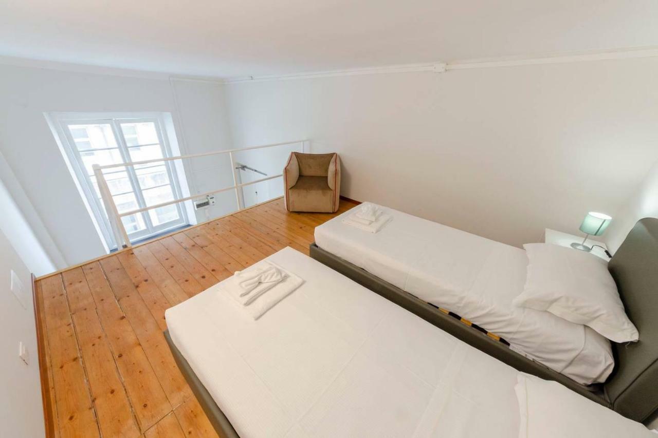 Apartamento Joivy Elegant Flat For 7, In The Heart Of Génova Exterior foto