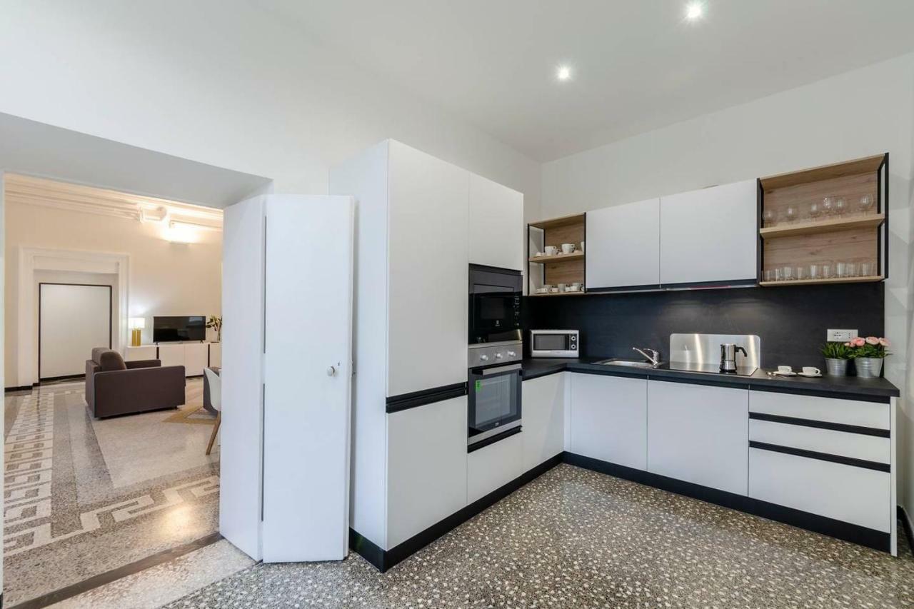 Apartamento Joivy Elegant Flat For 7, In The Heart Of Génova Exterior foto